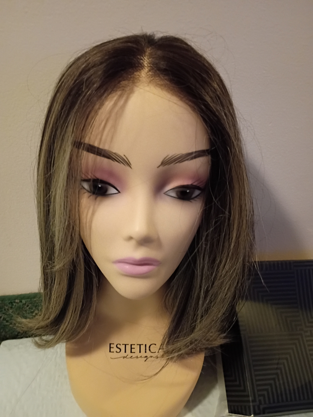 Stylish Women's Brown Blonde Highlighted Wig - Unbranded - Picture 5 of 8